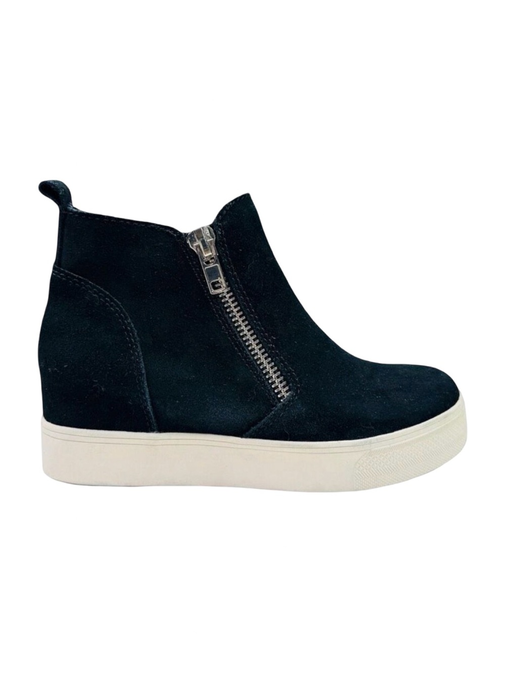 Steve Madden Black Suede Wedgie Sneaker - Size 7